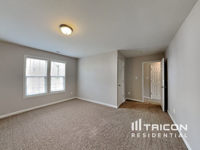 Building Photo - 3935 Carolina Cherry Dr