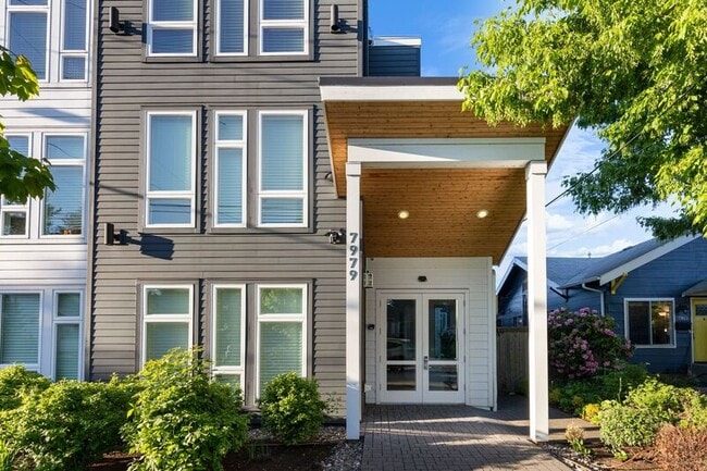 Building Photo - 7979 N Jersey St