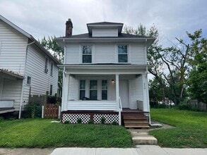 Building Photo - 239 S Harris Ave