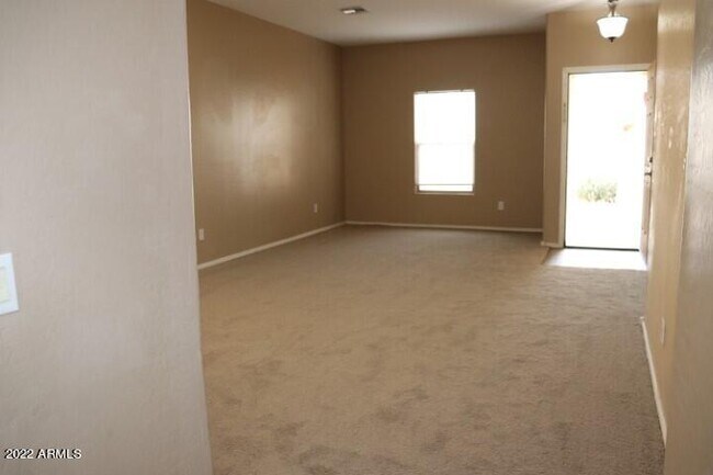 Building Photo - 15943 N Cristine Ln