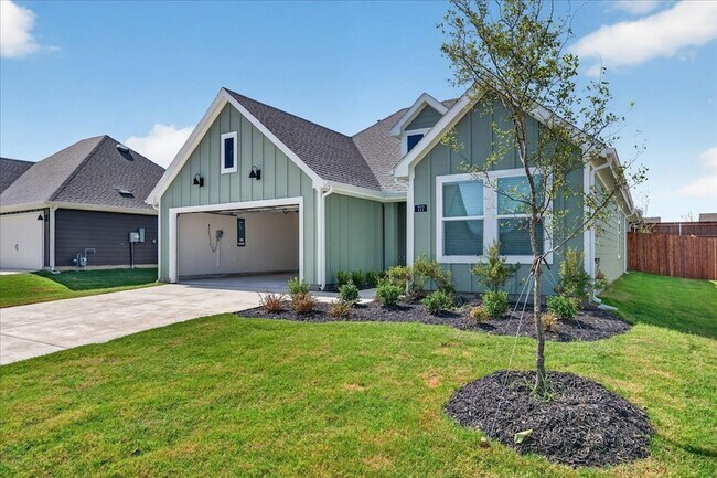 Building Photo - 717 Sweet Pea Dr