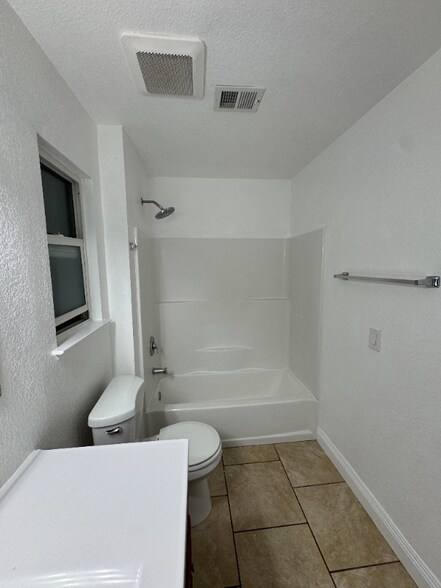 Building Photo - 3426 Rancho Rio Way
