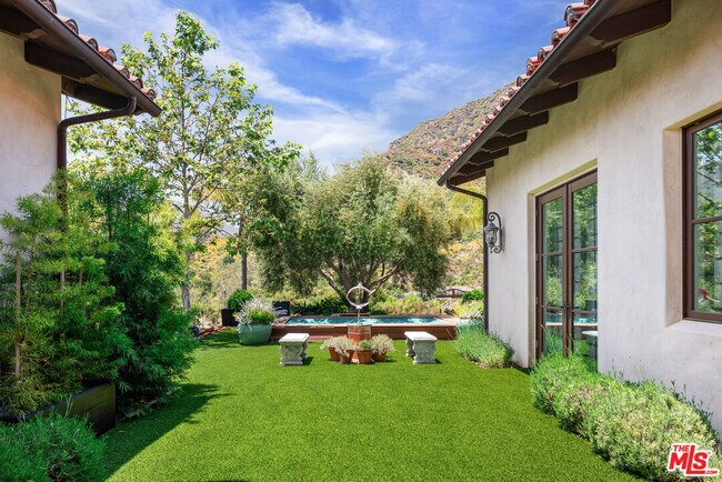 Building Photo - 31823 Lobo Canyon Rd