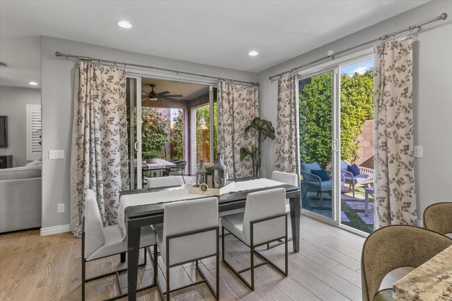 Building Photo - 1063 N 70th Way