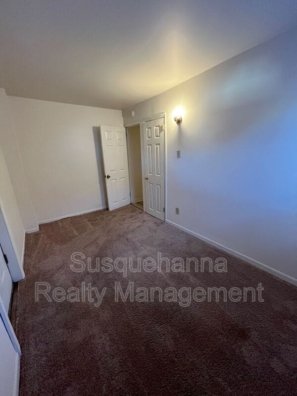 Building Photo - 1816 Boas St