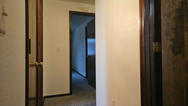 Building Photo - Make This West Boise Home Your Holiday Haven — 3 Beds, 2 Baths!