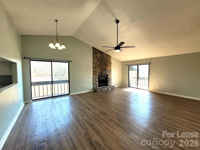 Building Photo - 1021 Mallard Head Pl