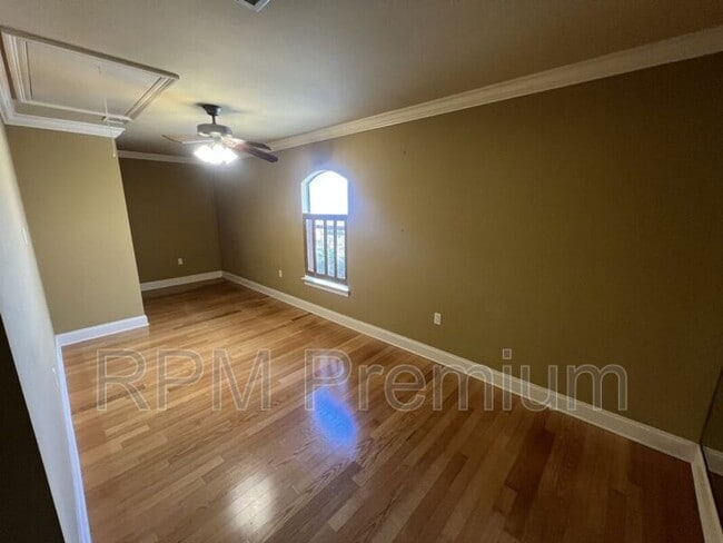 Building Photo - 17703 Shady Creek Ave