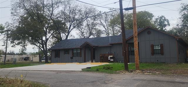 Building Photo - 902 Chestnut St