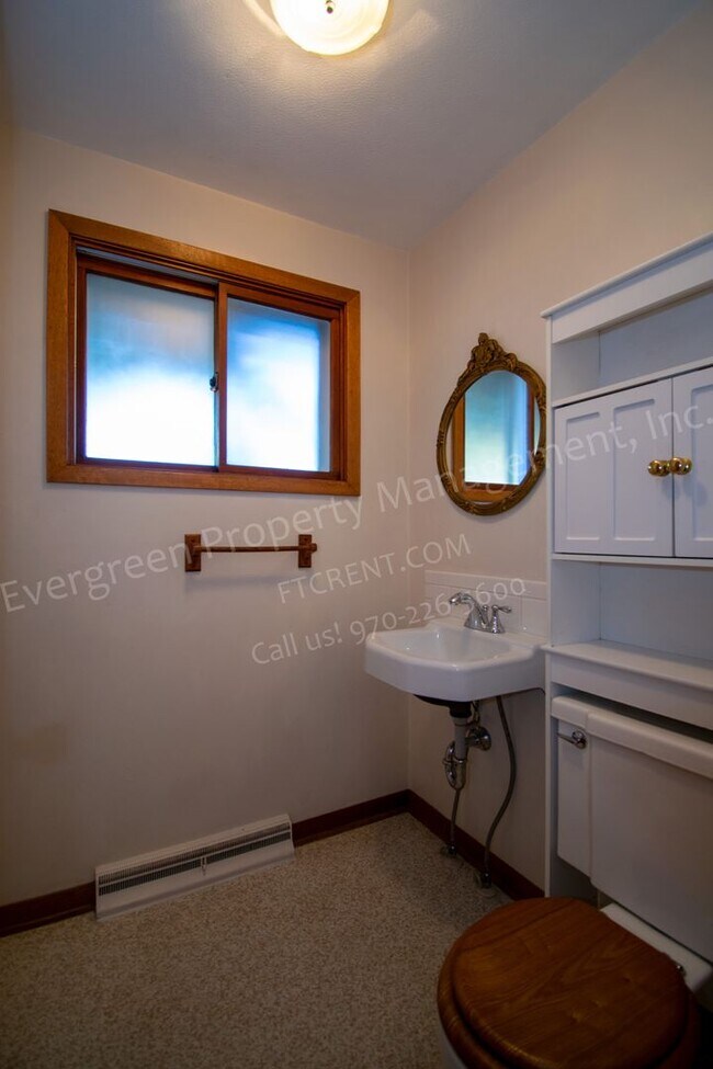 Building Photo - Gorgeous ranch style home in Loveland