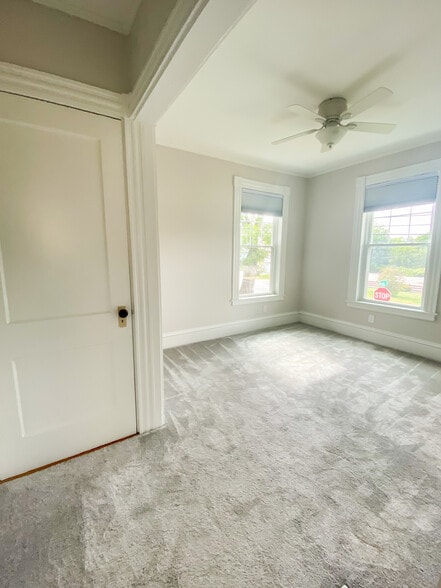 Building Photo - 71 Arsenal St