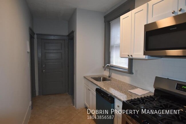 Building Photo - 2914 Idlewood Ave
