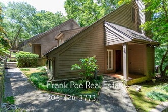 Building Photo - Charming 3-Bedroom Condominium in Birmingham!