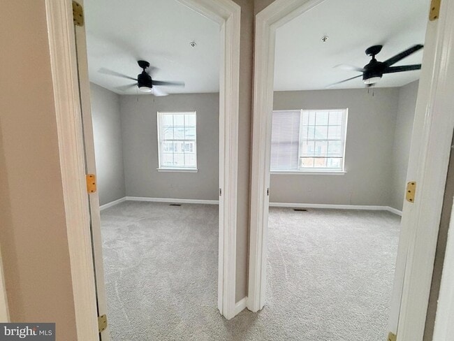 Building Photo - 4805 Cowslip Ct