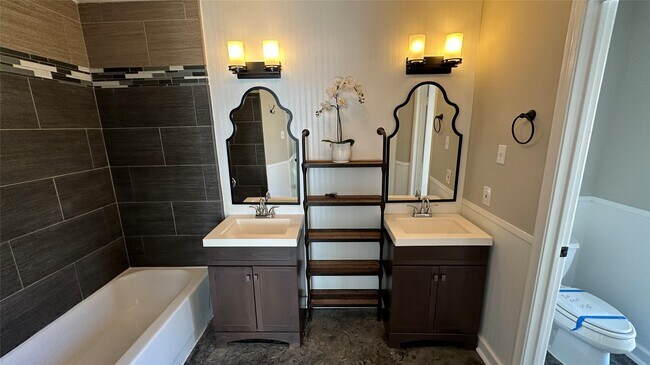 Building Photo - 2 W Mistybreeze Cir