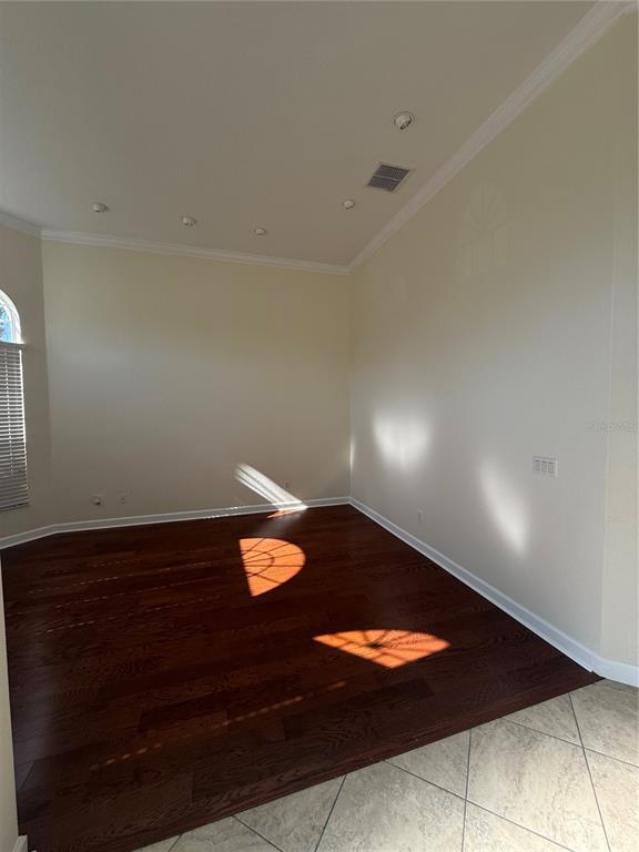 Building Photo - 10029 Chardonnay Dr