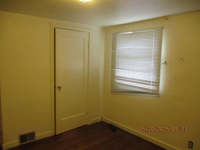 Building Photo - 50% OFF FIRST FULL MONTH'S RENT!