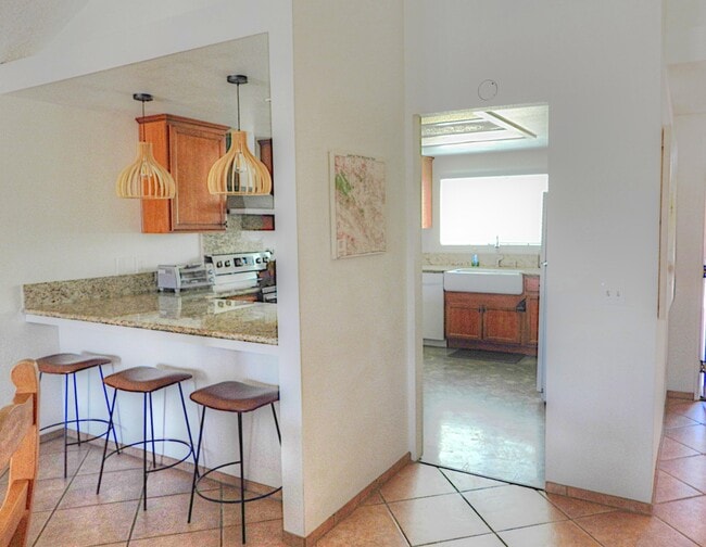 Building Photo - 56814 Mountain View Trail