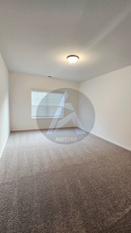 Building Photo - 3136 Marbella Cir