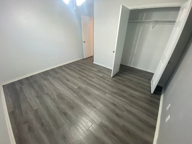 Building Photo - 6708 86th St