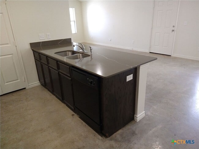 Building Photo - 2318 Zanoletti Ct