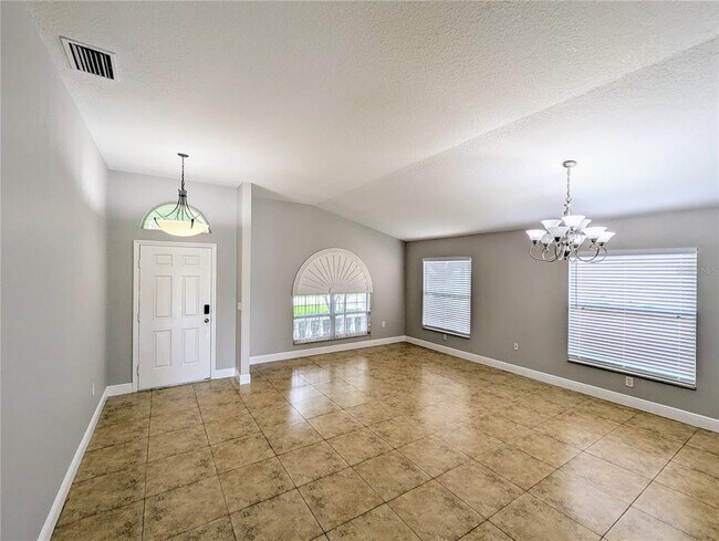 Building Photo - 15524 Lake Bella Vista Dr