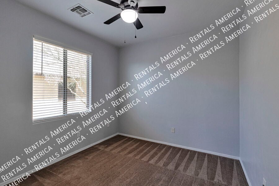 Building Photo - 6722 S Averroes Rd