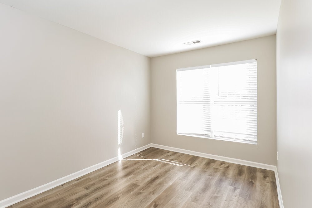 Building Photo - 6516 Lynmont Dr