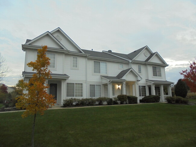 Building Photo - 674 Lincoln Station Dr