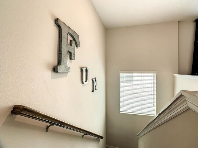 Building Photo - 1861 Sawyer Palm Pl
