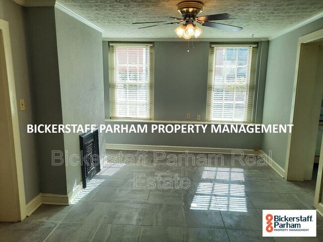 Building Photo - 1820 17th Ave