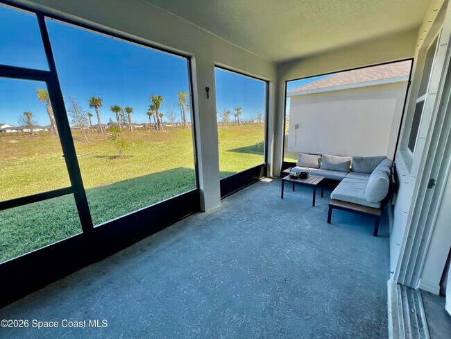 Building Photo - 1525 Criswell Ln SE