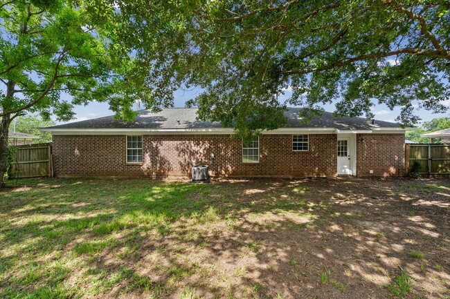 Building Photo - 22710 Mattingly St