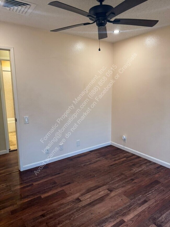 Building Photo - 91-1678 Laupai St