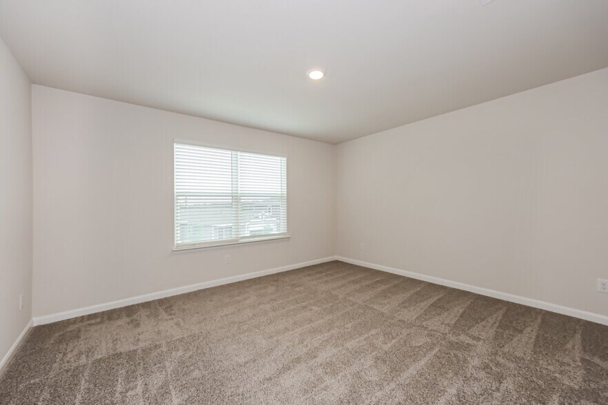 Building Photo - 1442 Reiner Dr