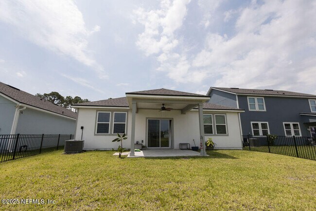 Building Photo - 14655 Macadamia Ln