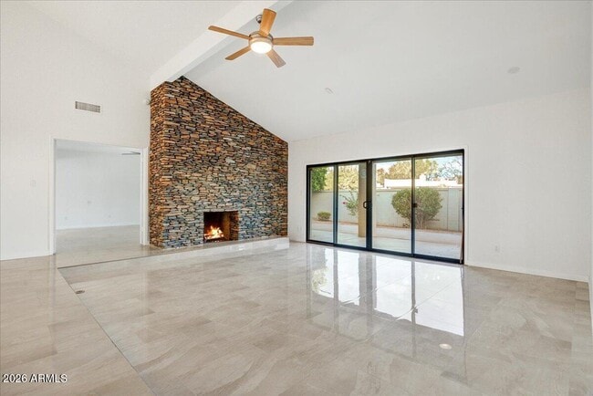 Building Photo - 8655 E Vía Del Palacio