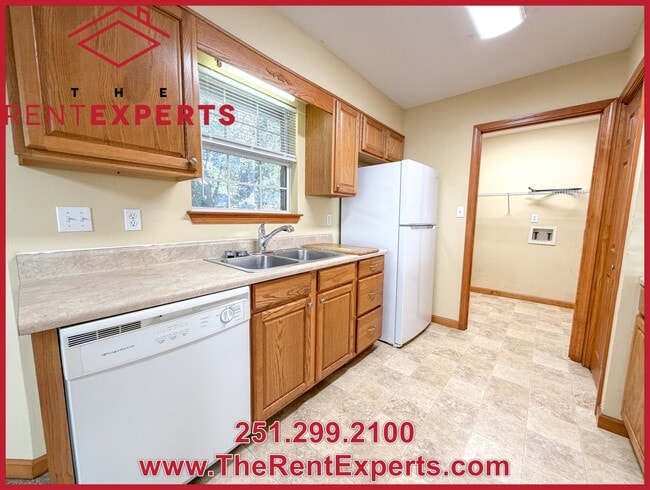 Building Photo - 2544 Oakmont Ct