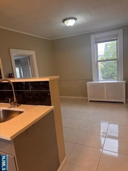 Building Photo - 73 College Pl