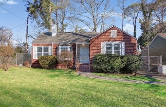 Building Photo - 1895 Markone St NW