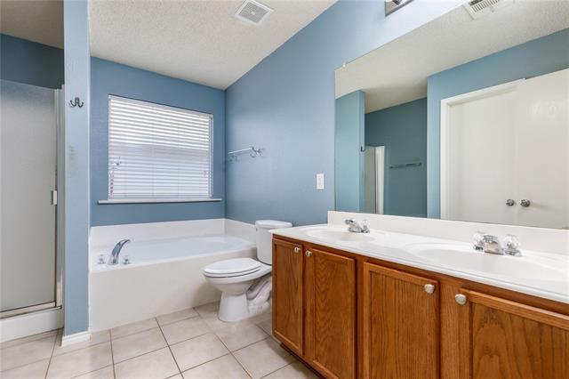 Building Photo - 9804 Thomas Jefferson Dr
