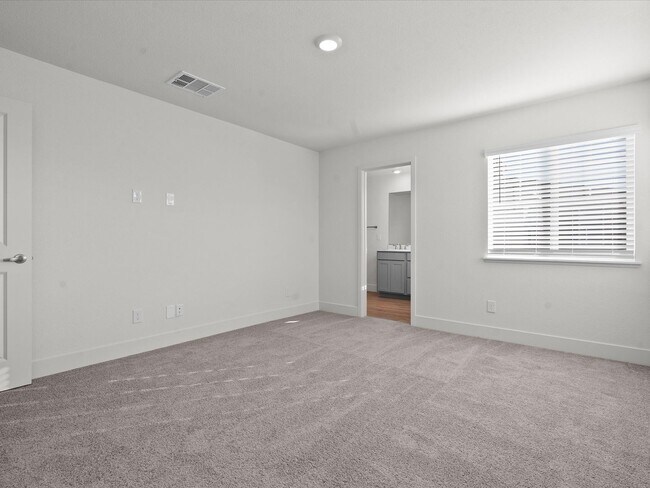 Building Photo - The Birch - - 3 Bedroom, 2.5 Bath single f...