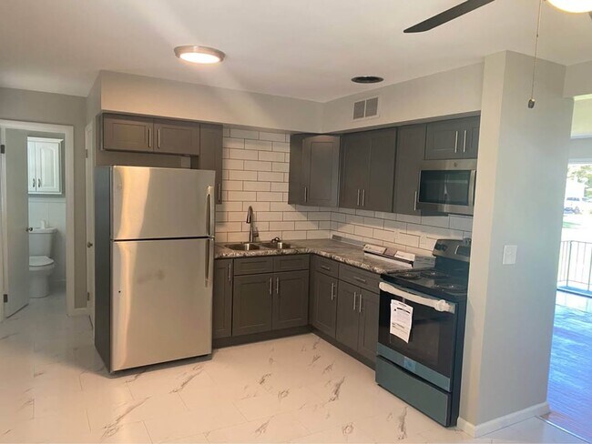 Building Photo - 1507 Difford Dr