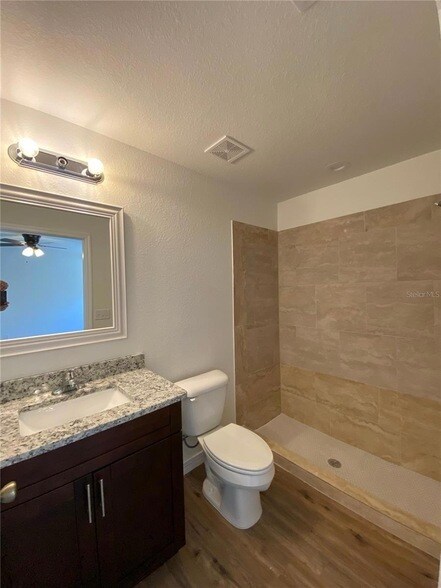 Building Photo - 2731 SW 137th Pl