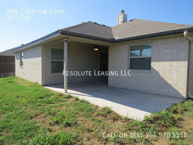 Building Photo - 904 Clanton Cove