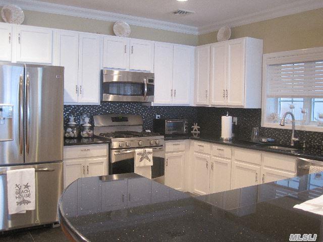 Building Photo - 1051 Oceanfront