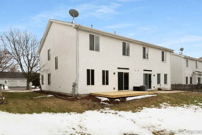 Building Photo - 2815 Alameda Ct