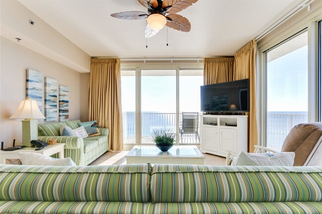 Building Photo - 9900 S Thomas Dr