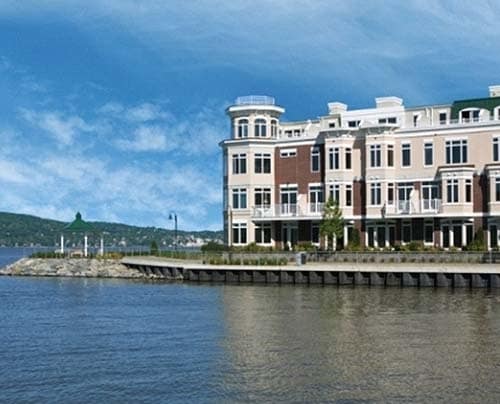 Building Photo - Ichabod's Landing