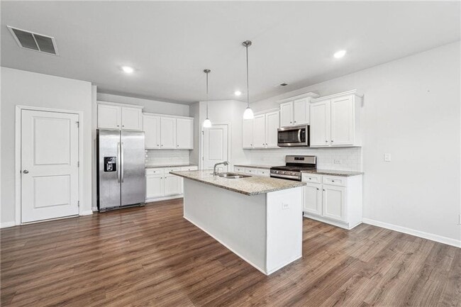 Building Photo - 604 Clark Lake Estates Dr